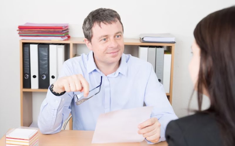 professional bail bond agent